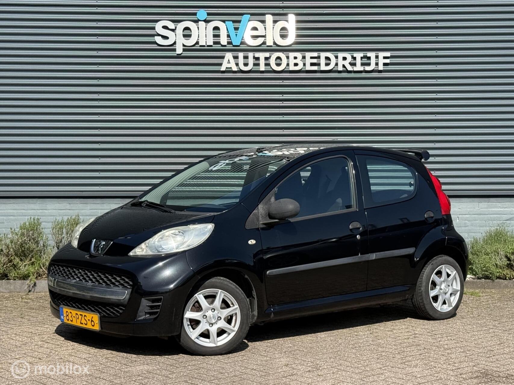 Peugeot 107 1.0-12V XS - Airco - 5drs - Nap -, Voorwielaandrijving, Euro 5, Gebruikt, 4 stoelen