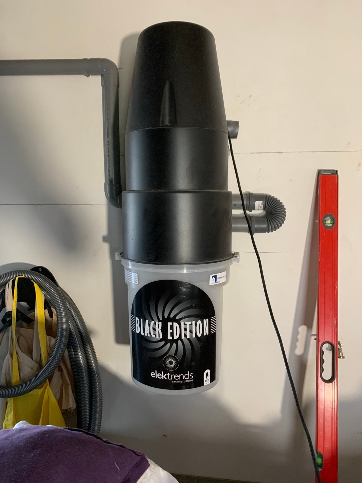 Elek Trends Centrale Stofzuiger Systeem Black Edition, Ophalen, Overige merken, Gebruikt, 1600 tot 2000 watt
