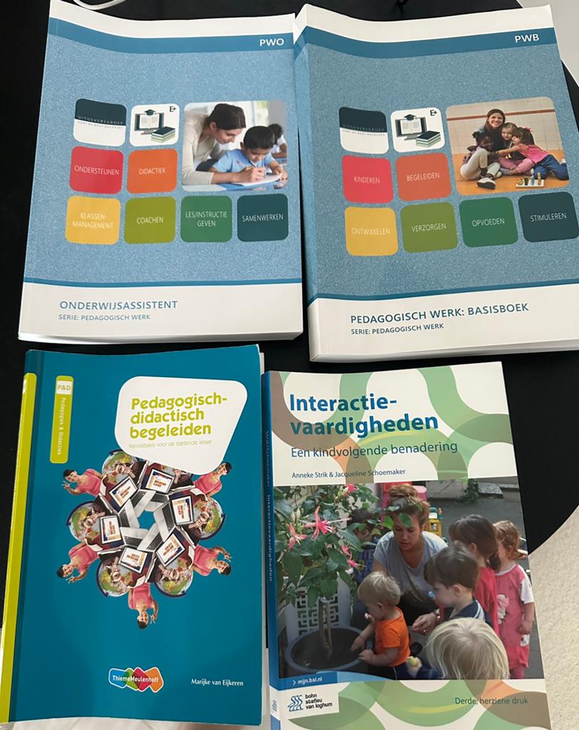 Onderwijsassistent boeken, Boeken, Schoolboeken, Ophalen of Verzenden, Zo goed als nieuw, Overige niveaus