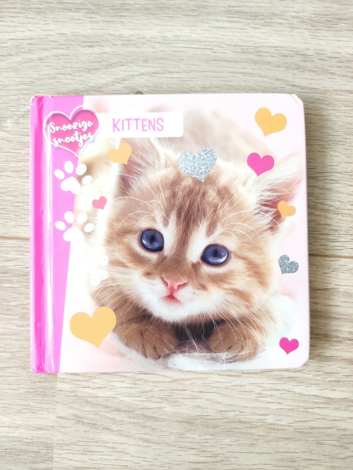 Snoezige groetjes Kittens dik karton boek, Ophalen of Verzenden
