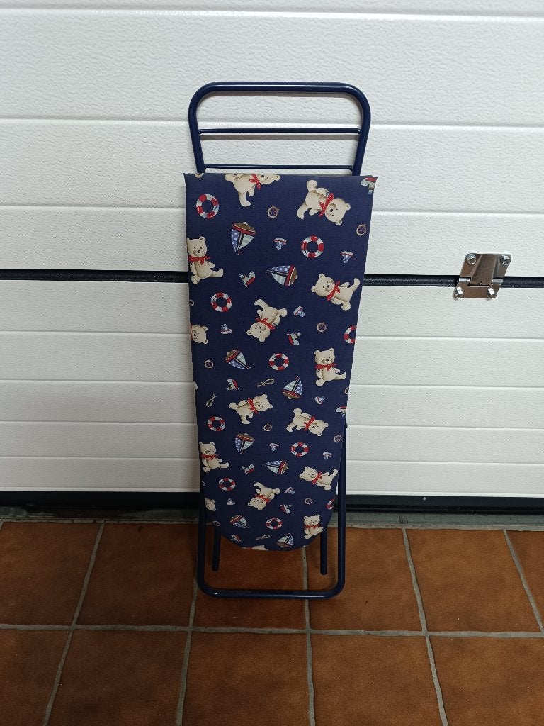 2 strijkplankjes, kinderspeelgoed en picknickmand, Ophalen, Gebruikt