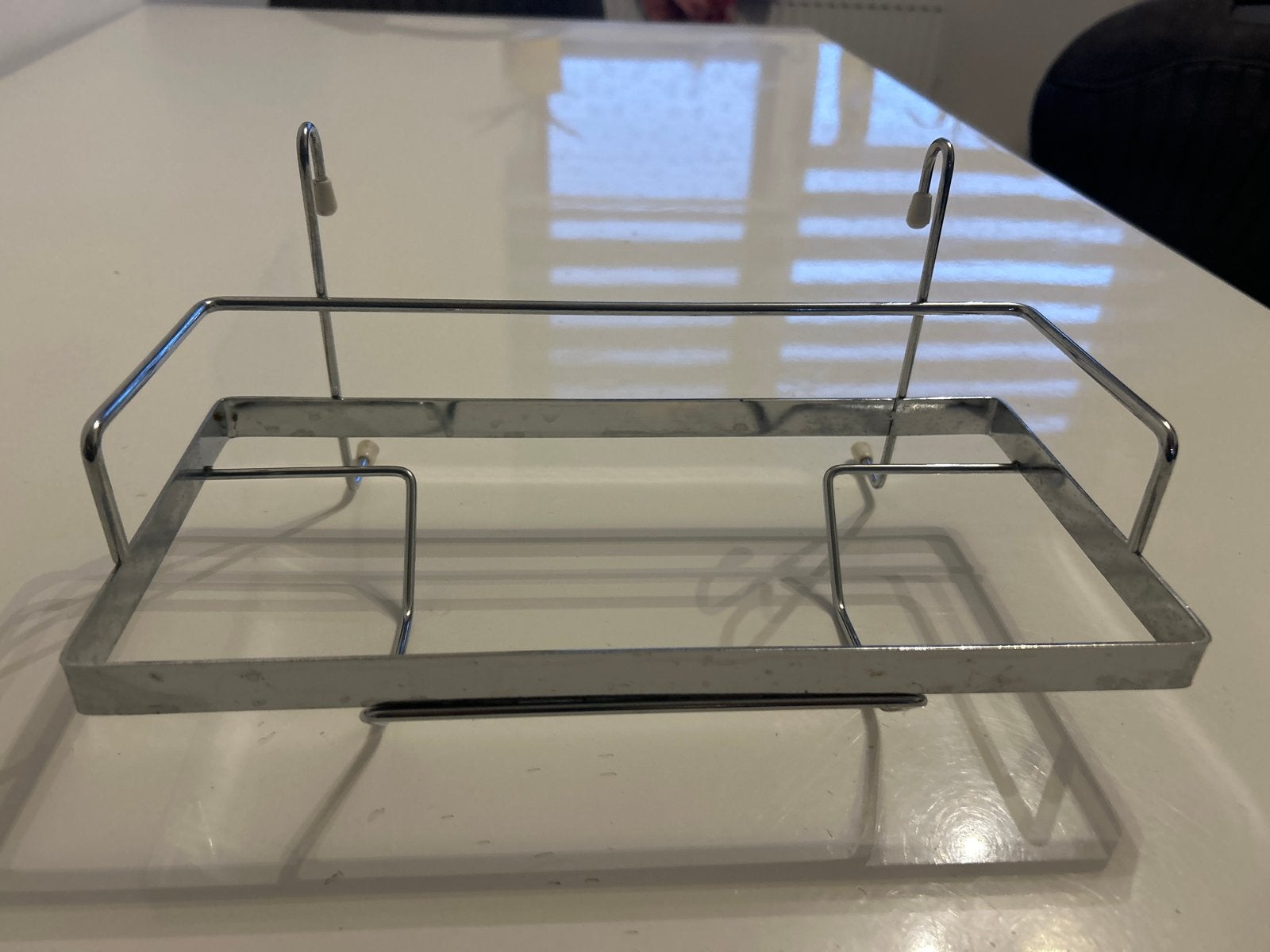 Metalen rekje voor keuken of badkamer - 28x19 cm, Overige typen, Zilver, Ophalen of Verzenden, Zo goed als nieuw