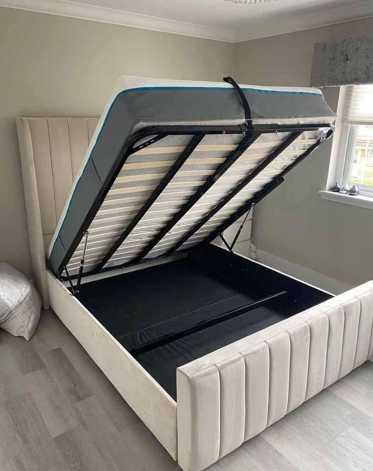 Velvet Dream Bed with Comfortable Mattress 140x200. 160x200., Overige kleuren, Verzenden, Overige typen, Nieuw
