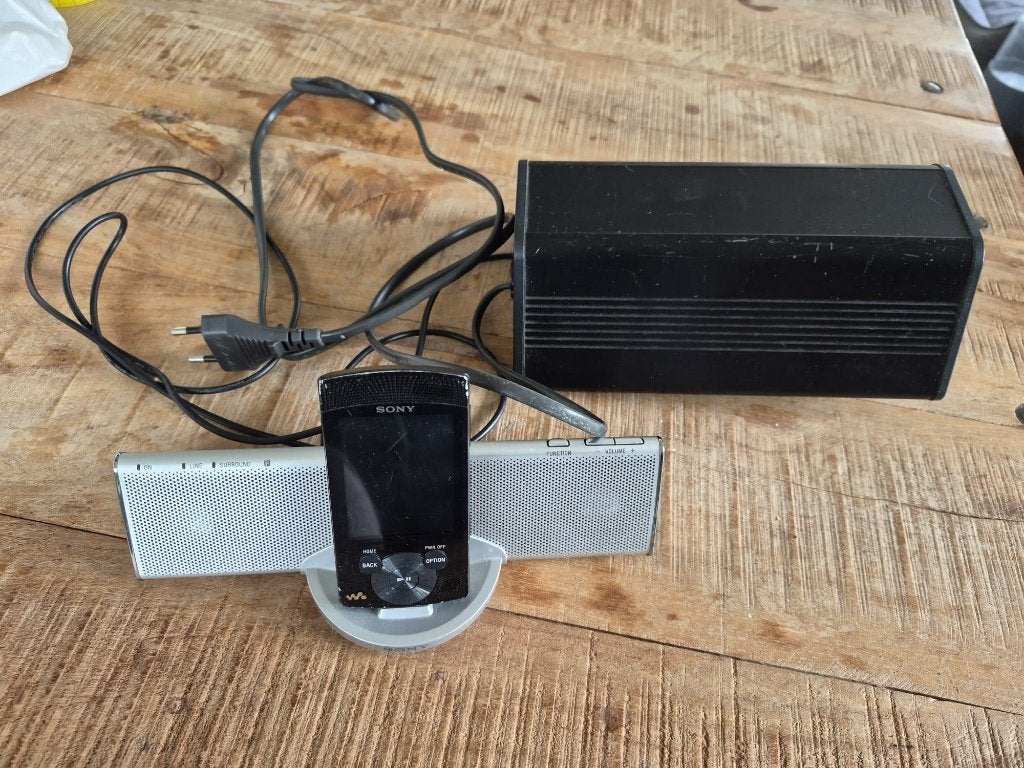 Sony active speaker model CPF-NW001P