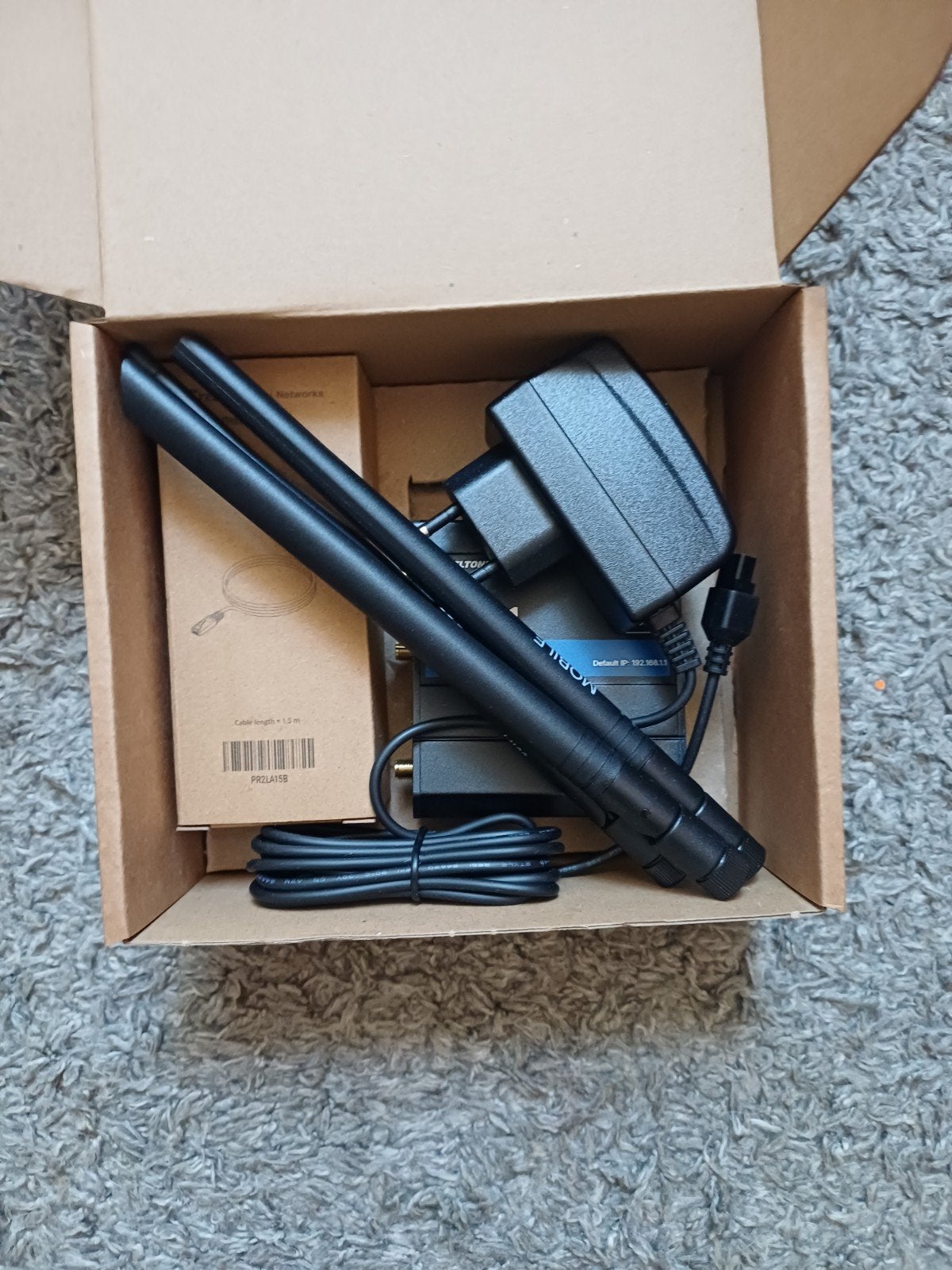 Teltonika RUT241 4G LTE Router - Nieuw in doos, Ophalen of Verzenden