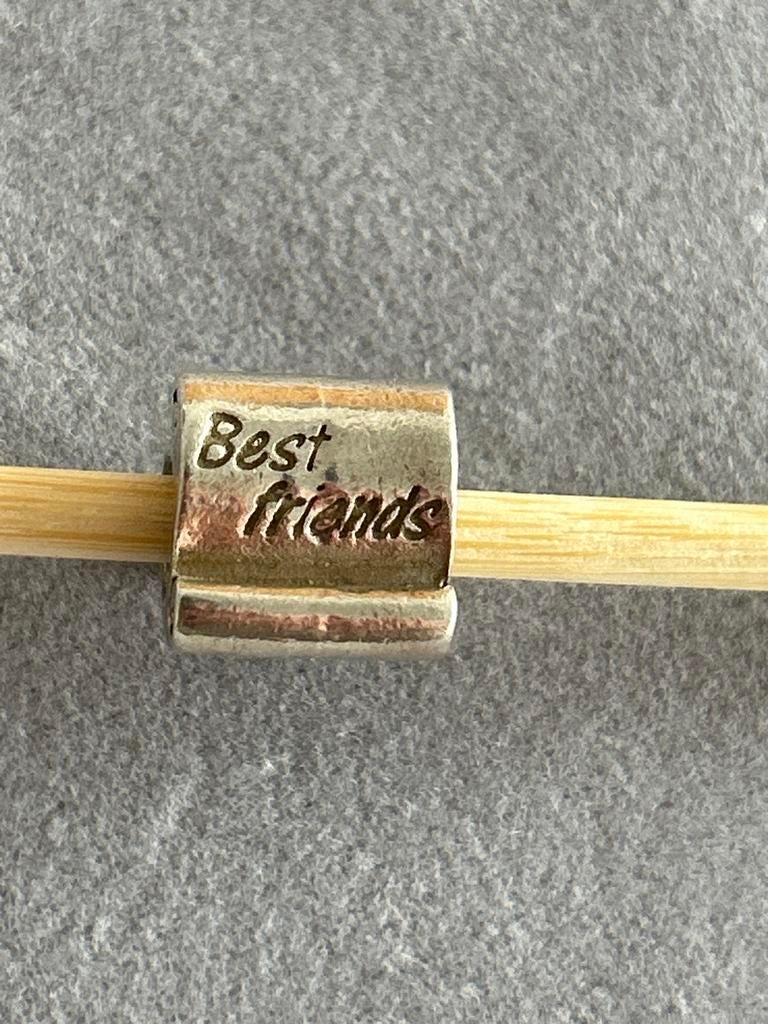 Pandora Bedel Best Friends, Pandora, Ophalen of Verzenden, Zo goed als nieuw, 1 bedel
