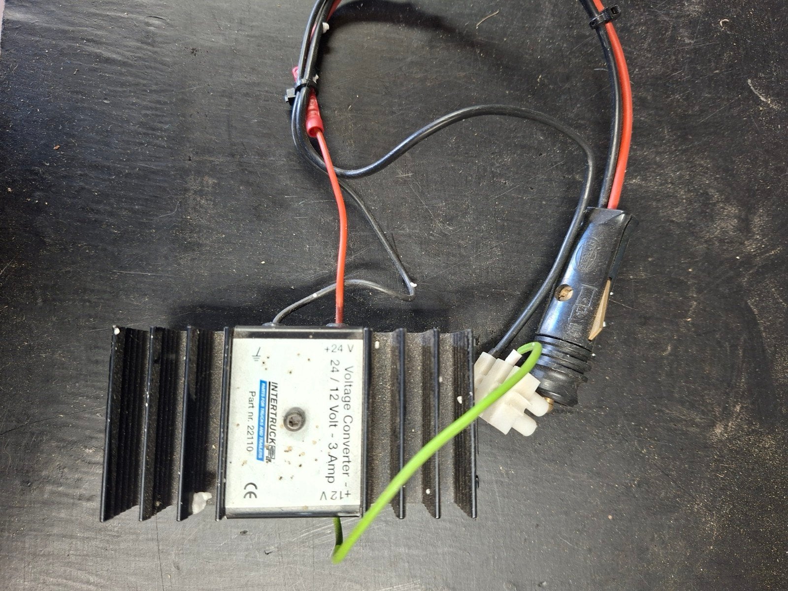 Intertruck Voltage Converter 24V naar 12V - 3 Amp, Ophalen, Gebruikt, Universele onderdelen