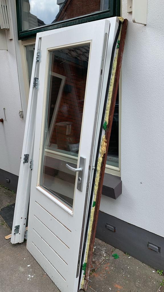 Deur gratis af te halen, Doe-het-zelf en Verbouw, Kozijnen en Schuifpuien, Deurkozijn, Zo goed als nieuw, Hout, Ophalen