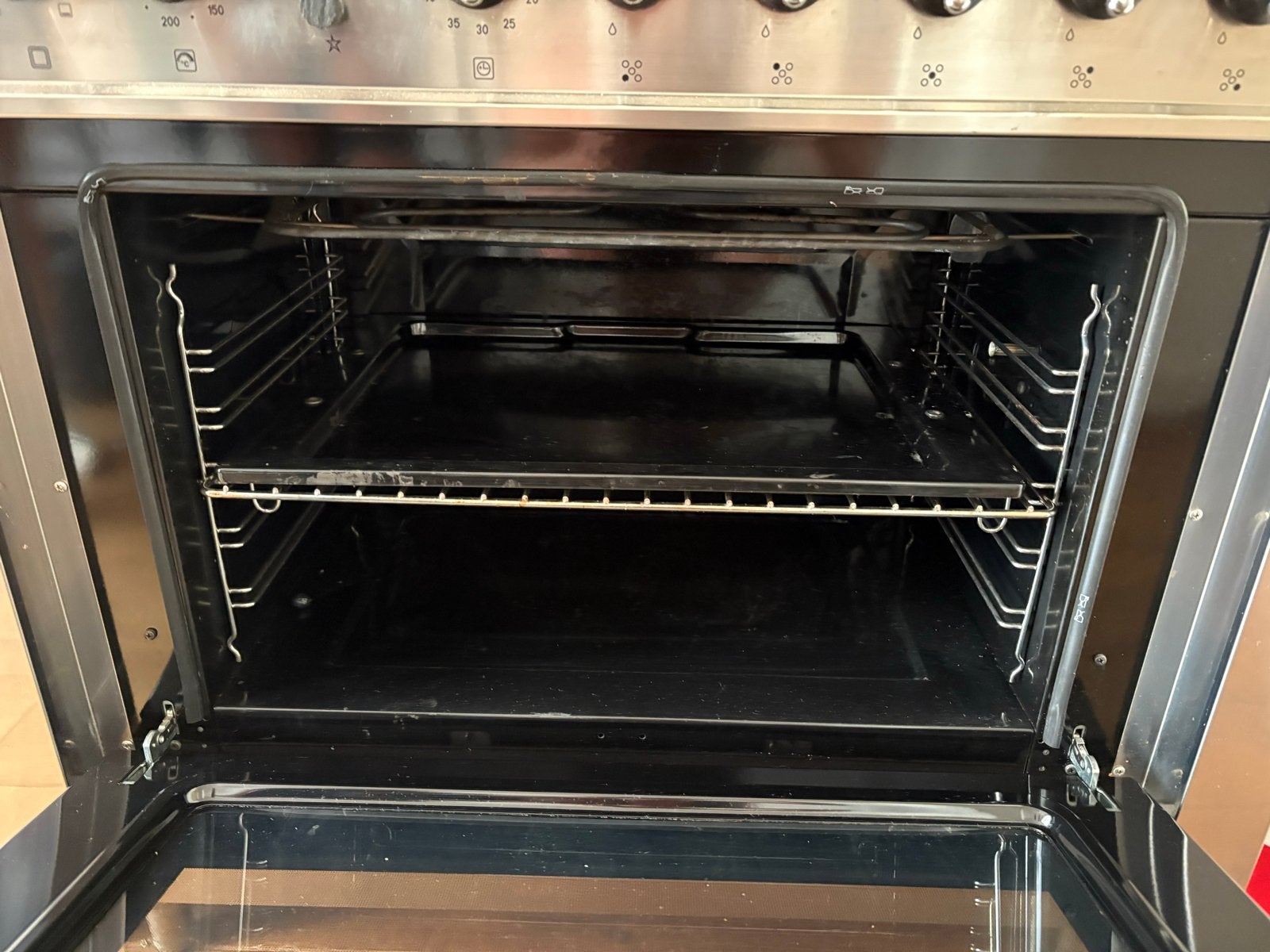Indesit gasfornuis met oven - RVS, Gebruikt, Grill, Gas, 85 tot 90 cm