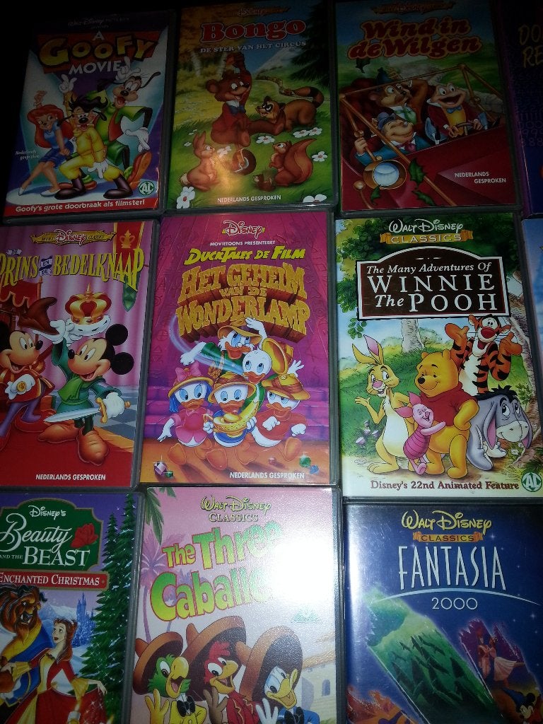 Walt Disney : Vele Disney VHS Video Banden : 1937/2000, Gebruikt, Tekenfilm, Alle leeftijden, Ophalen of Verzenden