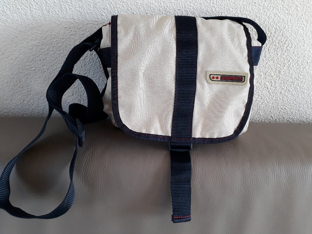 Esprit ,handige  off white schoudertas, Sieraden, Tassen en Uiterlijk, Tassen | Schoudertassen, Ophalen of Verzenden, Gebruikt