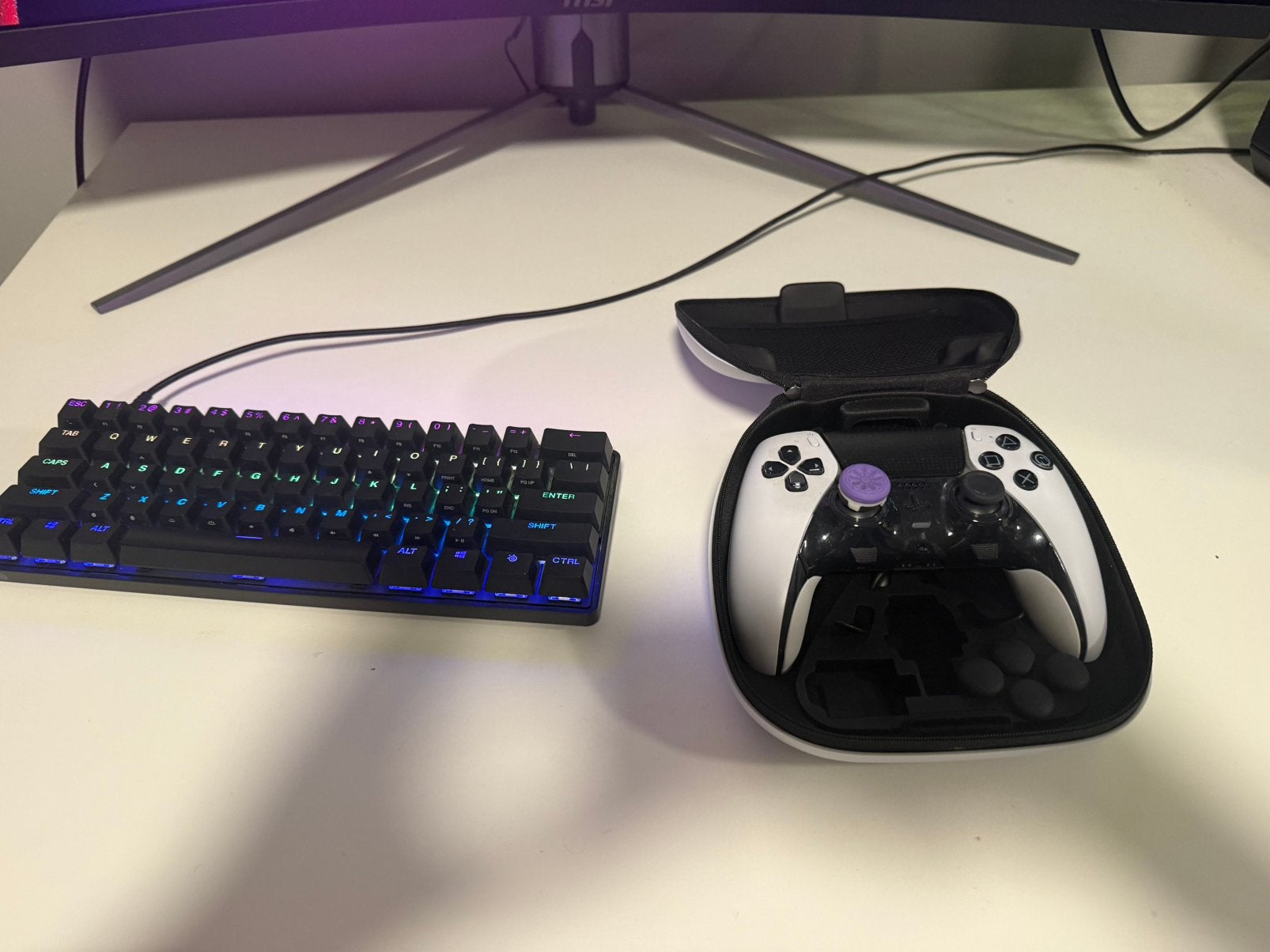 Game pc met accessoires, Spelcomputers en Games, 1 speler, Ophalen, Zo goed als nieuw, Vanaf 12 jaar