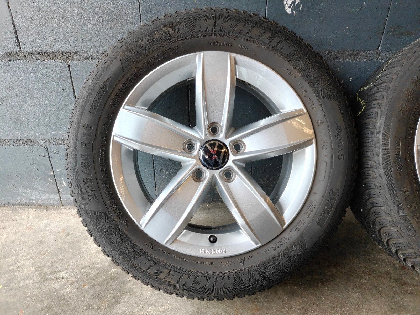 Originele VW T-Roc Caddy Passat Touran Winterset Michelin, Gebruikt, 16 inch, Banden en Velgen, VW