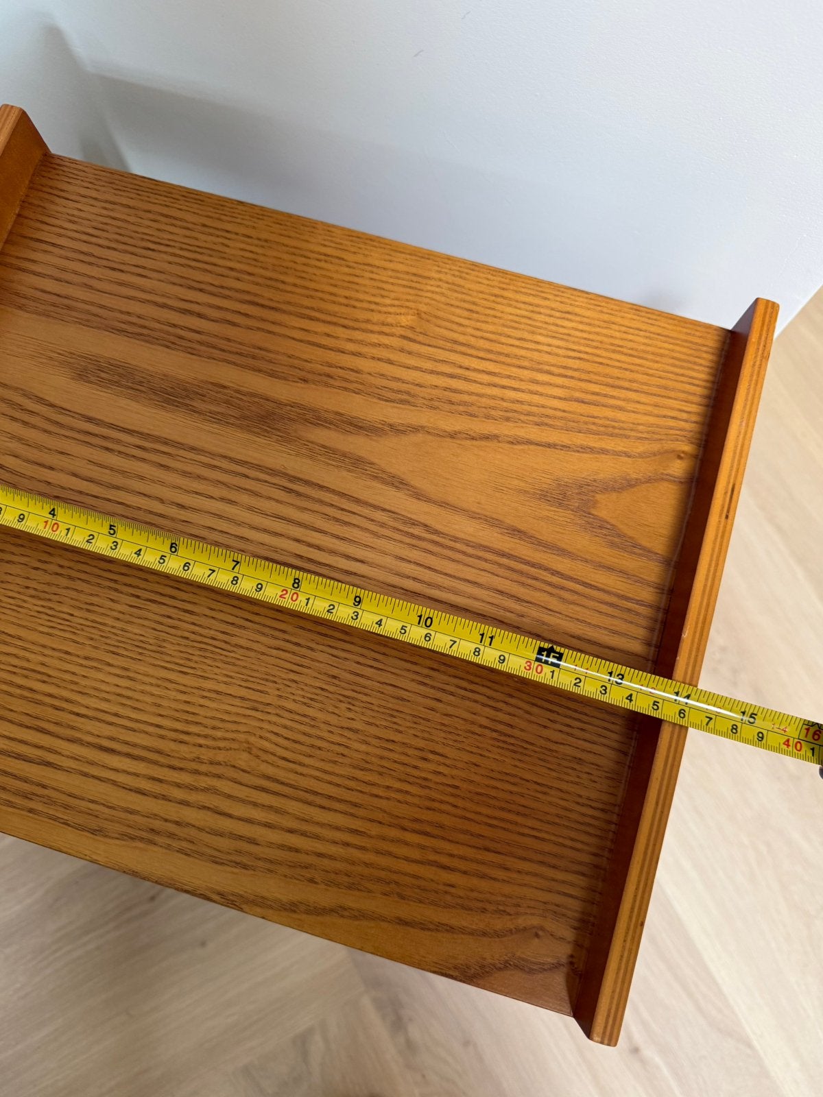 Foto 6 van WOOOD Nils Nightstand / Side Table