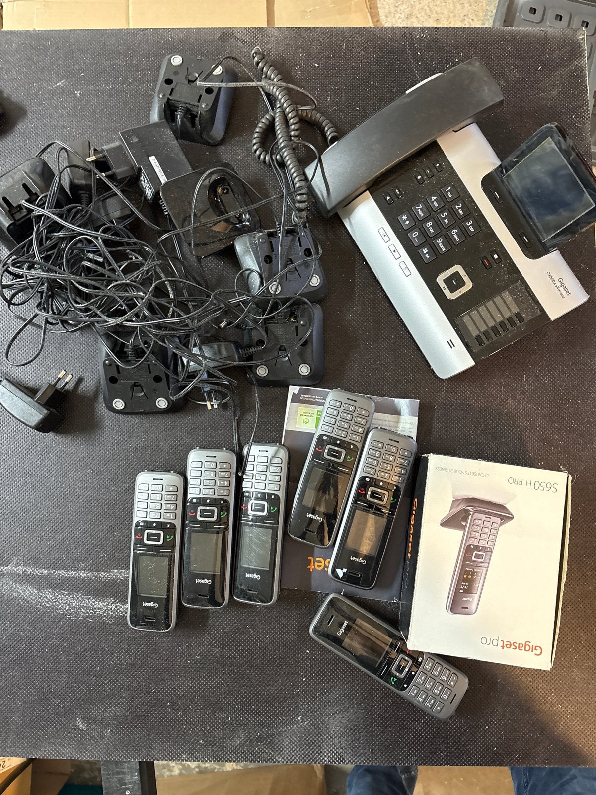 Gigaset PRO dx800A S650H DECT Telefoons met Basisstation, Ophalen of Verzenden, Gebruikt, 4 handsets of meer