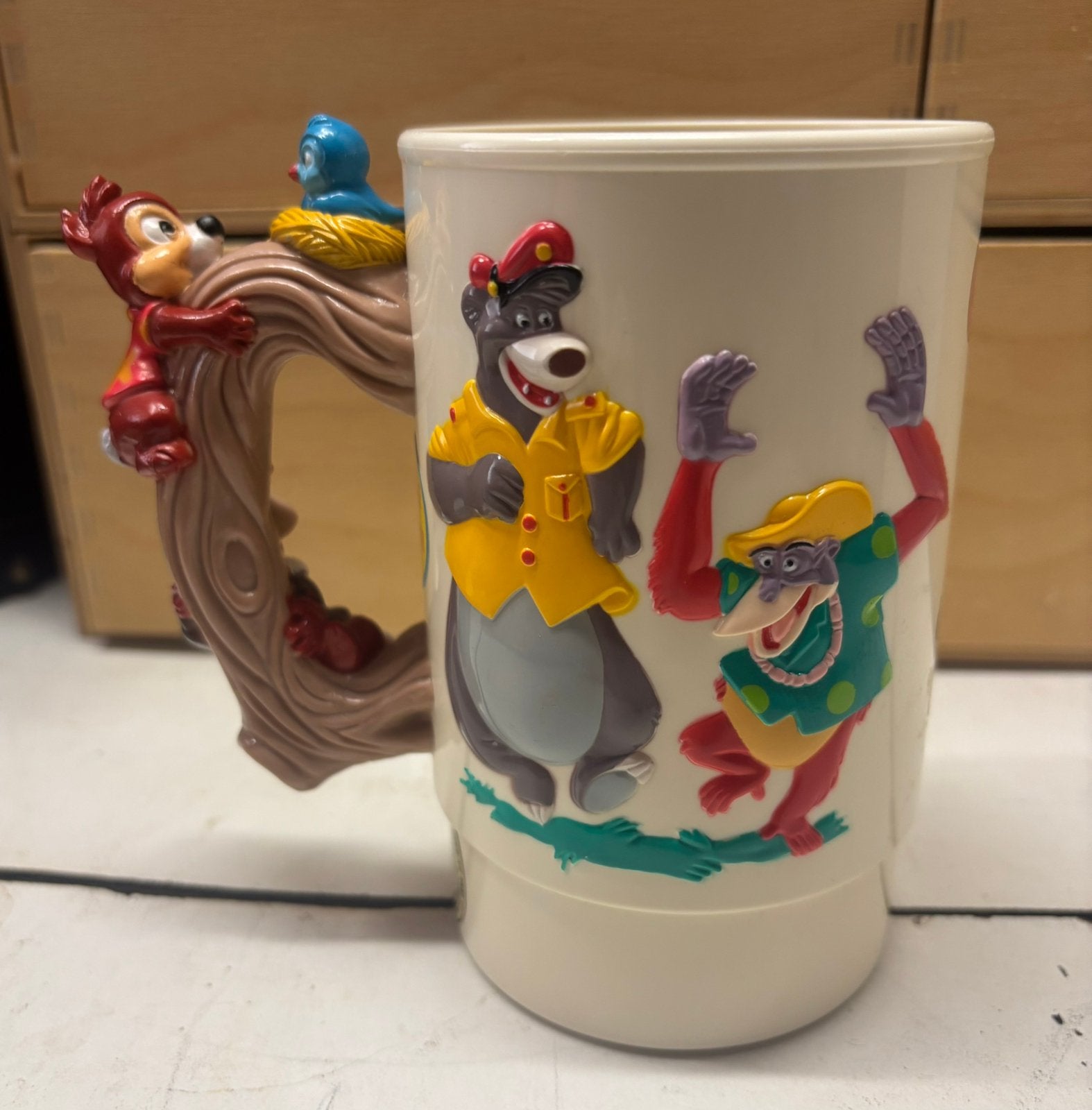 New: vintage Walt Disney's World on Ice souvenir-beker 1992, Verzamelen, Disney, Nieuw, Servies, Ophalen of Verzenden
