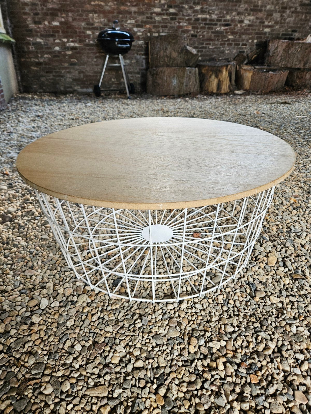 Salontafel met houten blad en metalen onderstel, Huis en Inrichting, Gebruikt, 50 tot 100 cm, Modern, Industrieel, Rond