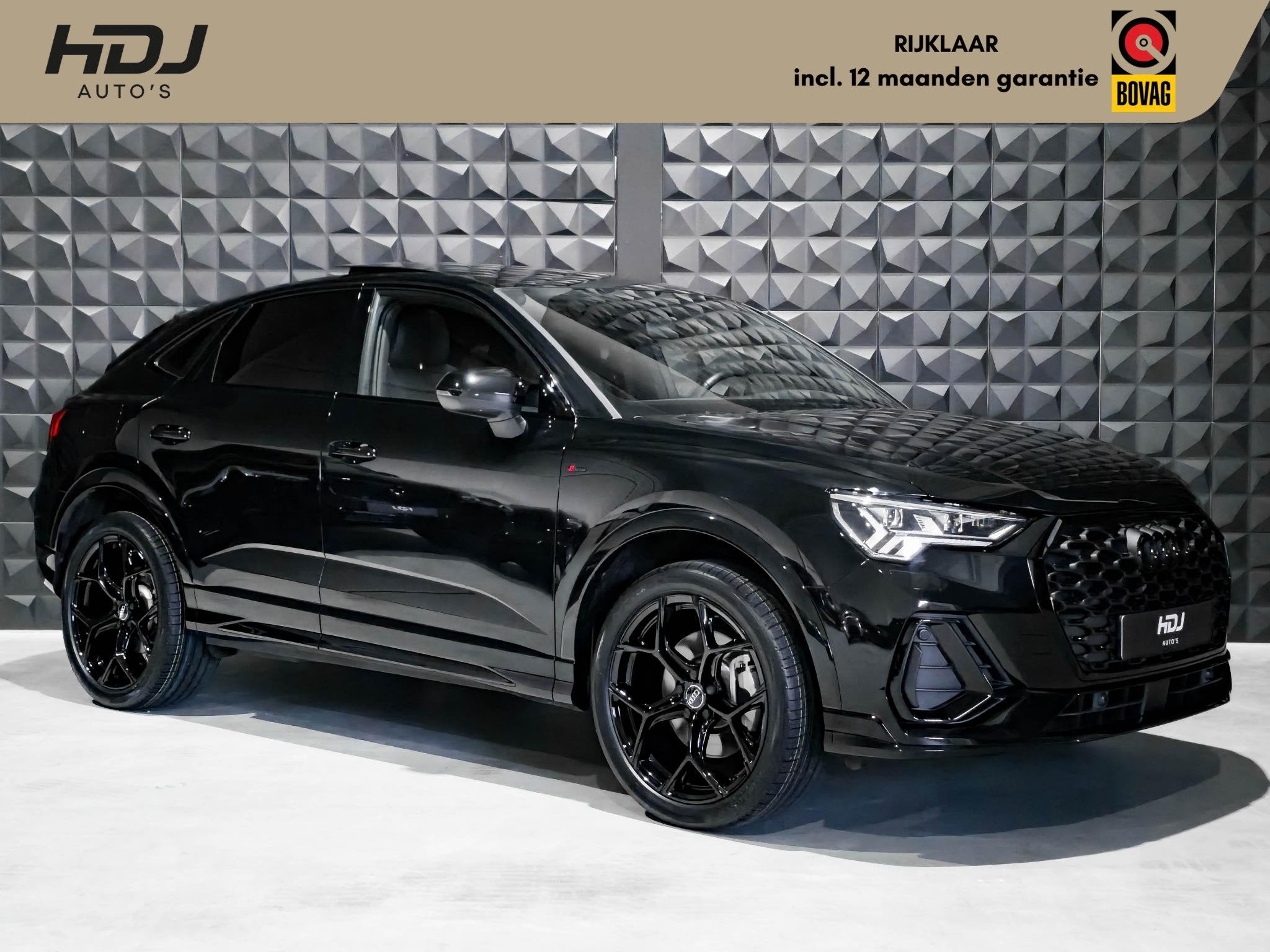 Audi Q3 Sportback 45 TFSI e S line | Pano | All Black | 20", Auto's, 12 maanden, Gebruikt, Zwart, Parkeersensor