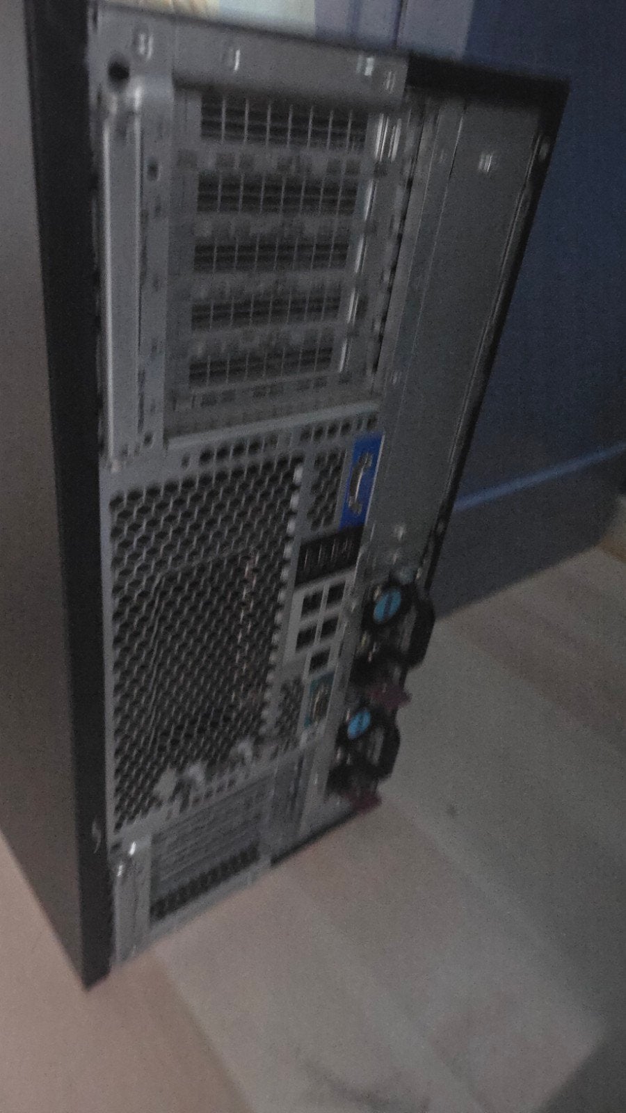 Serverkast met CPU, 24GB RAM en optioneel 1.2TB opslag, Computers en Software, Ophalen, Gebruikt, Optioneel 1.2 TB, Onbekend