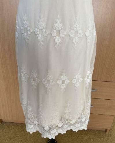 Emma kanten jurk maat M NIEUW, Kleding | Dames, Maat 38/40 (M), Wit, Nieuw, Ophalen of Verzenden
