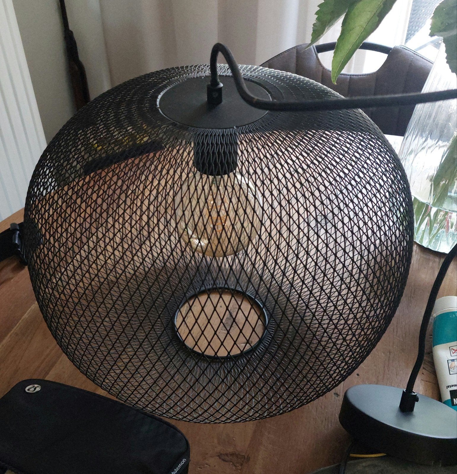 Te koop, mooie zwarte hanglamp icl gloeilamp 12,50, Ophalen, Zo goed als nieuw, Metaal, E27 (groot)