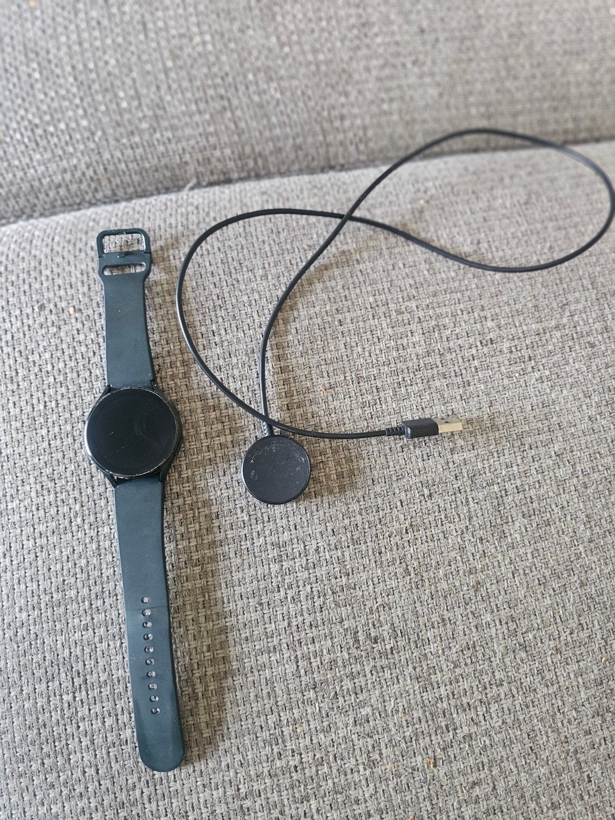 Samsung galaxy smartwatch 4
40mm, Zwart, Samsung galaxy watch4, Ophalen of Verzenden, Zo goed als nieuw