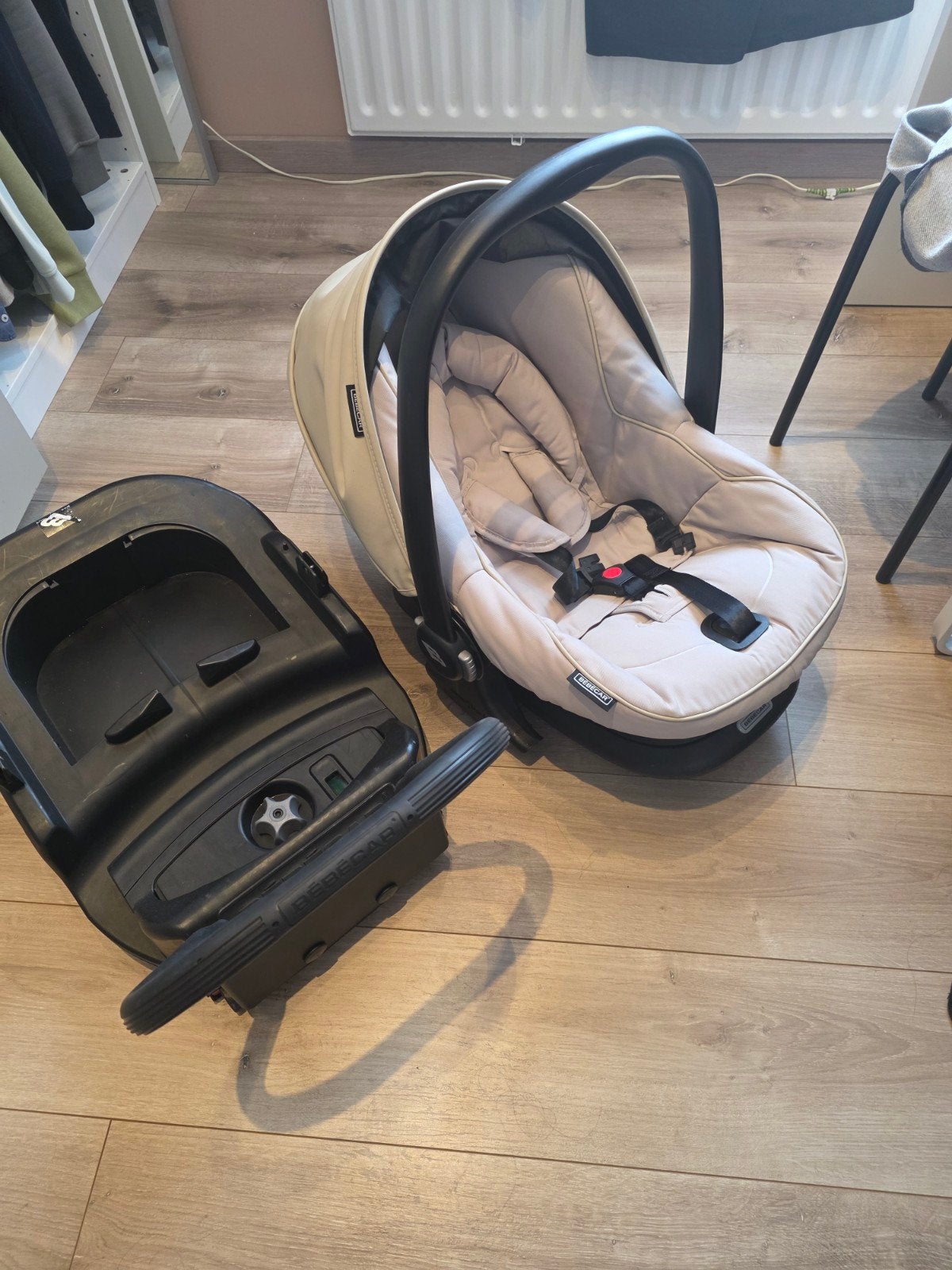 Bebecar Easymaxi autostoel + base – perfecte staat, Ophalen, Zo goed als nieuw, Overige merken