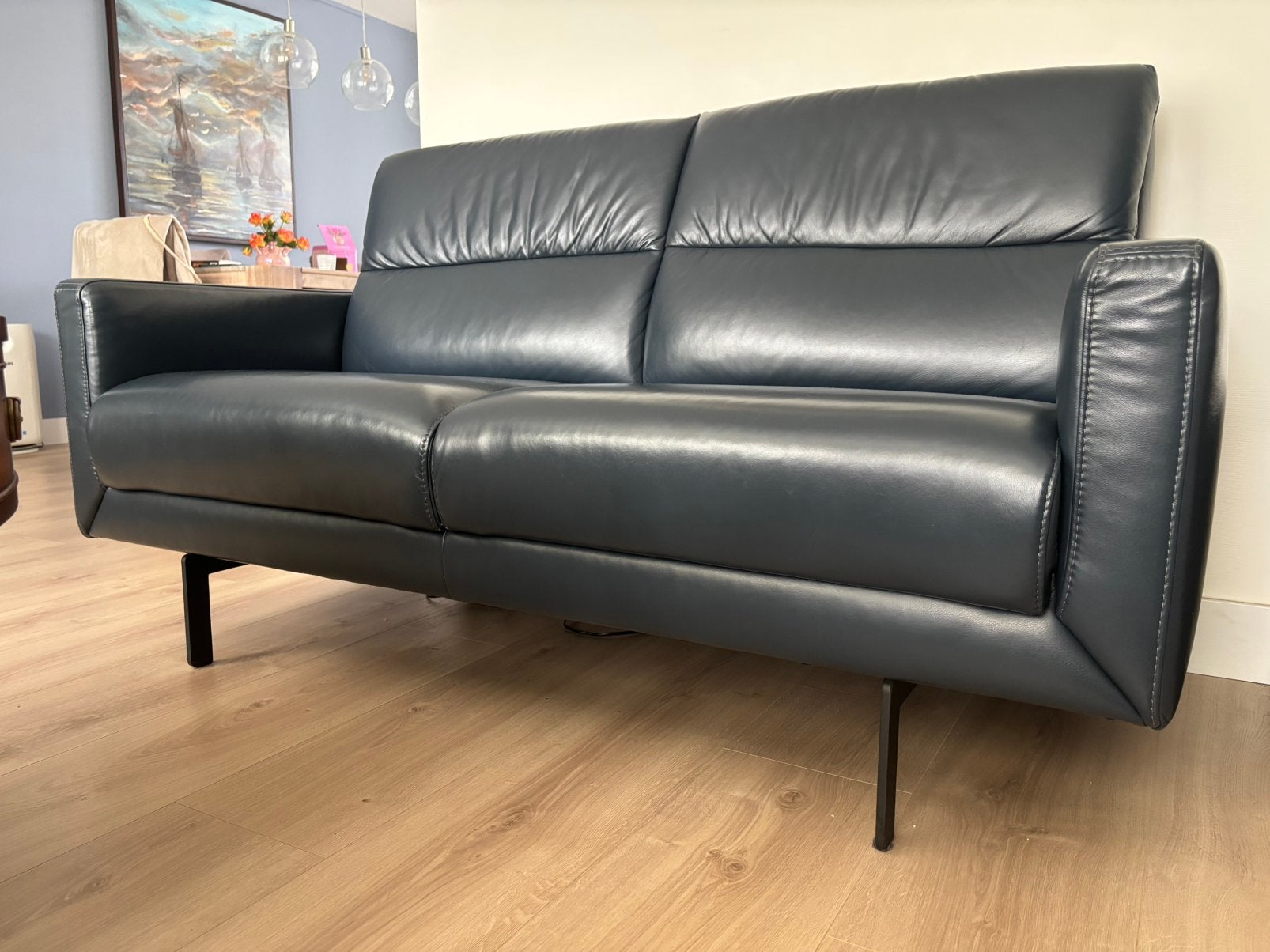 PROMINENT bank , leer, electrisch verstelbare  zitting., Huis en Inrichting, Banken | Sofa's en Chaises Longues, Ophalen, Gebruikt