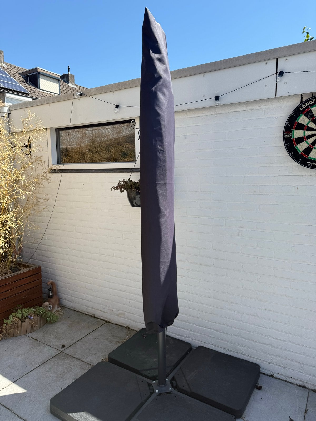 Zweefparasol met ingebouwde LED verlichting op zonne-energie, Ophalen, Verstelbaar, Gebruikt, 2 tot 3 meter