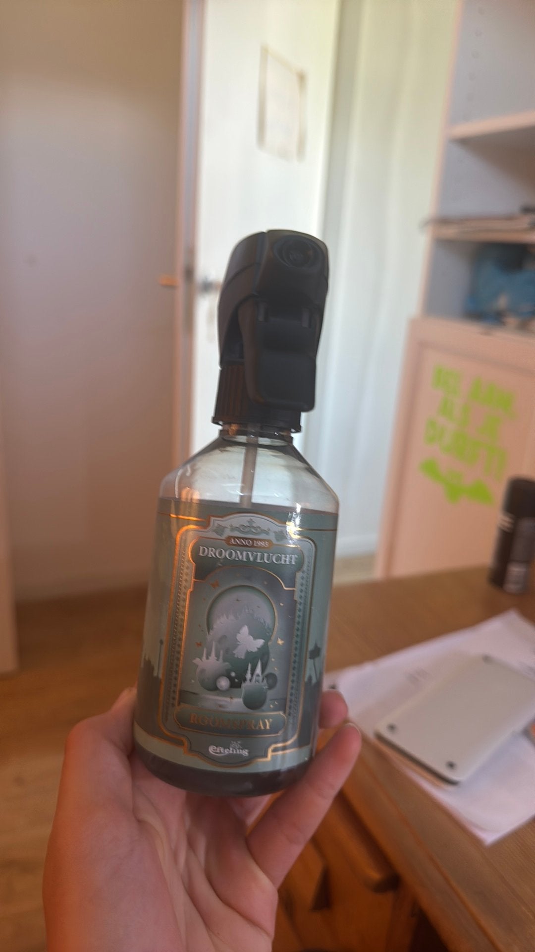 2 roomspray, Ophalen of Verzenden, Zo goed als nieuw, Overige typen