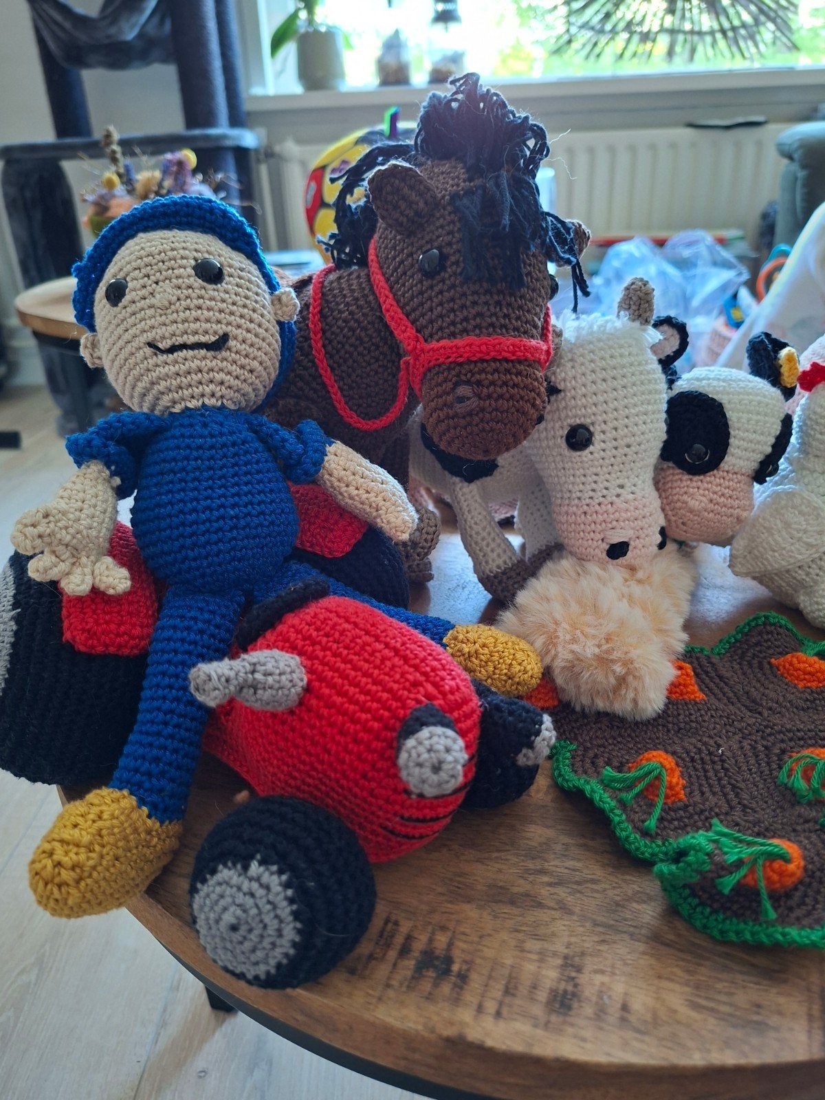 Gehaakte boerderijdieren en tractor set, Overige merken, Ophalen of Verzenden, Zo goed als nieuw, Middelgroot (20 tot 80 cm)
