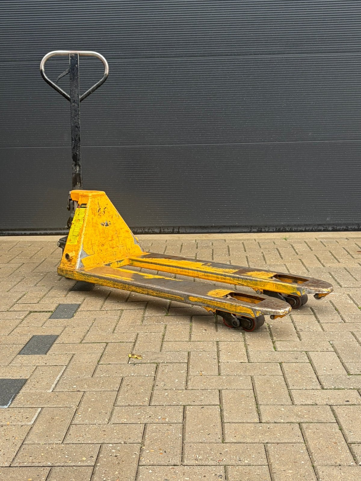 Te koop totaal lift palletwagen 2500kg, .., Zo goed als nieuw, .., Handmatig