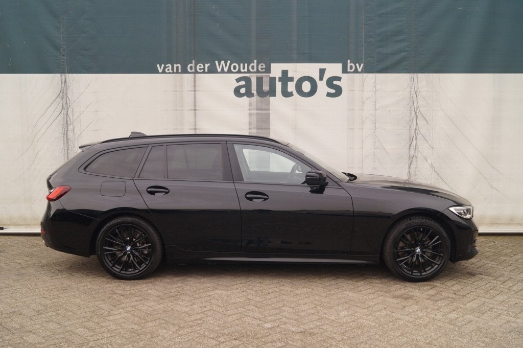 BMW 3 Serie Touring 320e PHEV Business Edition -LEER-TREKHAA, Auto's, BMW, 1998 cc, Gebruikt, Euro 6, 4 cilinders