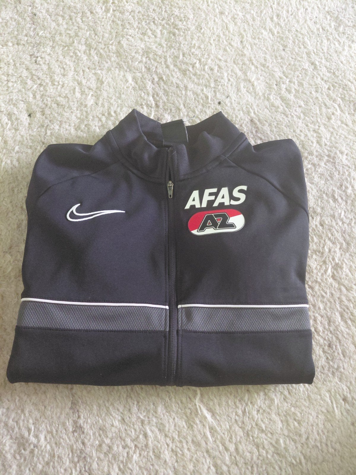 Jongens Nike AZ jasje, Maat 52/54 (L), Zwart, Nike, Ophalen of Verzenden