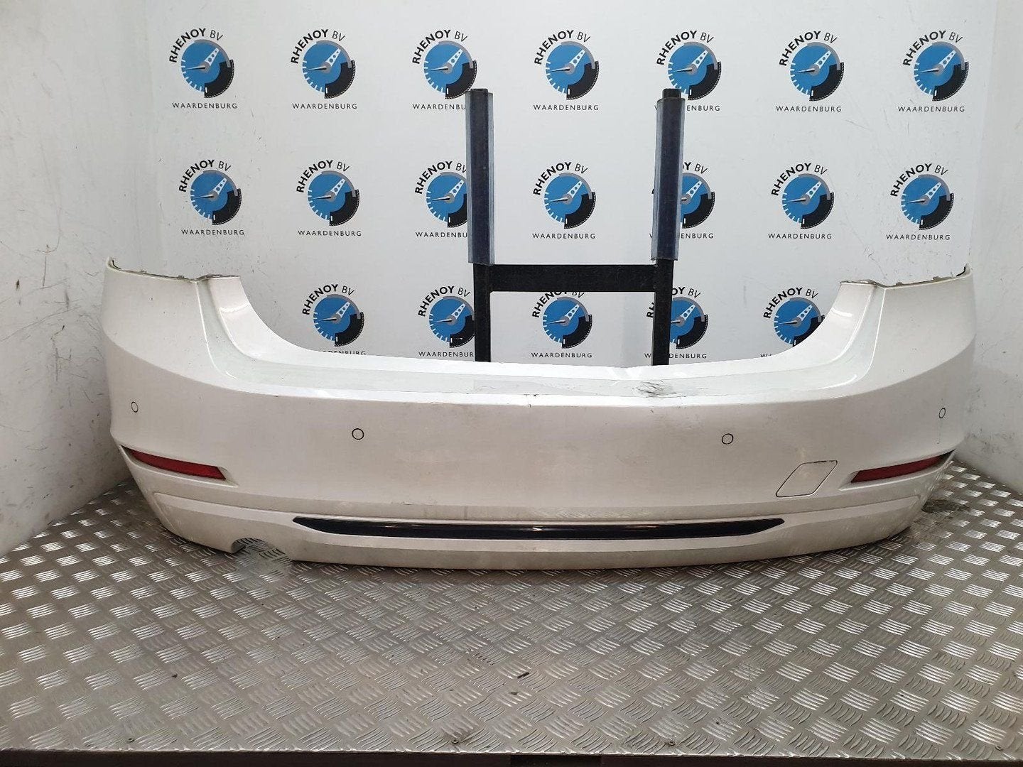 BMW 3 SERIES 318d Corp.L.High Ex.  BUMPER ACHTER 2012, Gebruikt, Ophalen of Verzenden, Achter, Bumper