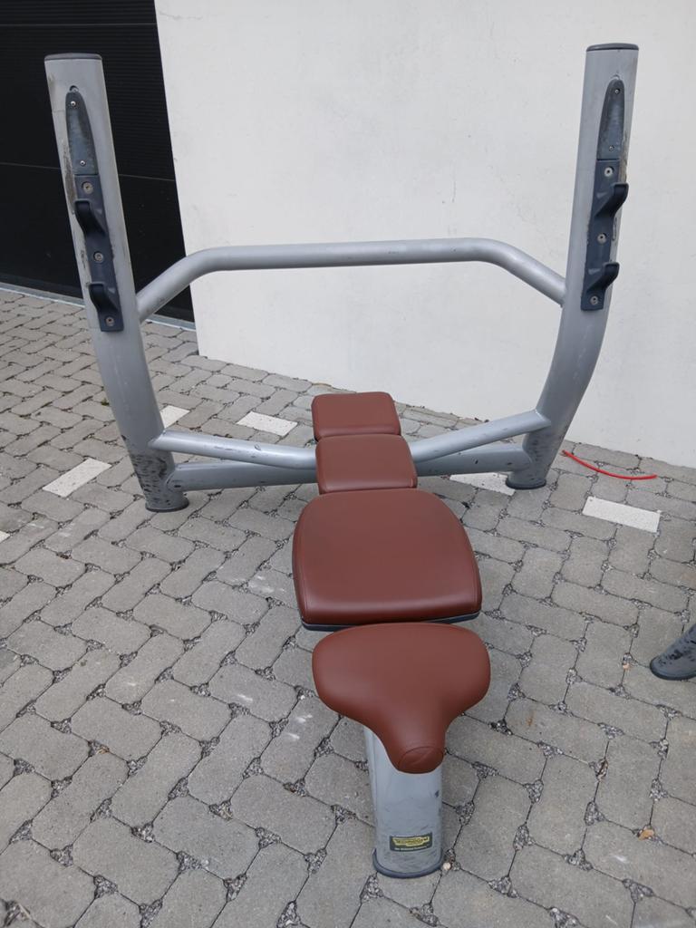 Technogym Selection Bank druk Bench press