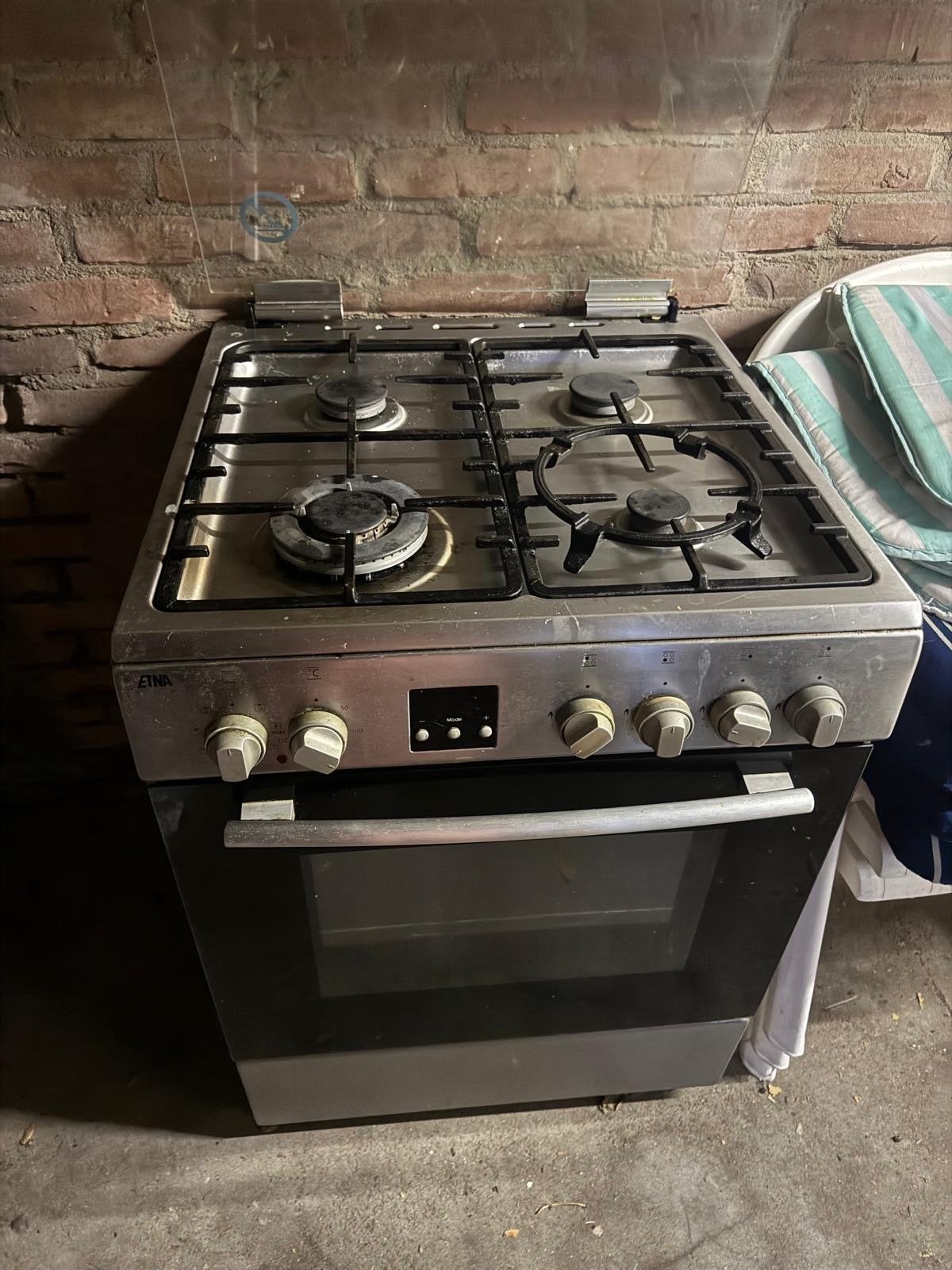 ETNA Gasfornuis met Oven - Vrijstaand, Witgoed en Apparatuur, Ophalen, Gebruikt, 60 cm of meer, 4 kookzones