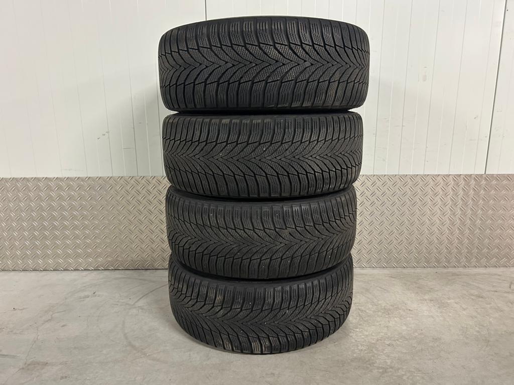 Originele Hyundai I30N I30 N 19inch velgen Nexen winter TPMS, Auto-onderdelen, Banden en Velgen, Gebruikt, Banden en Velgen, Winterbanden