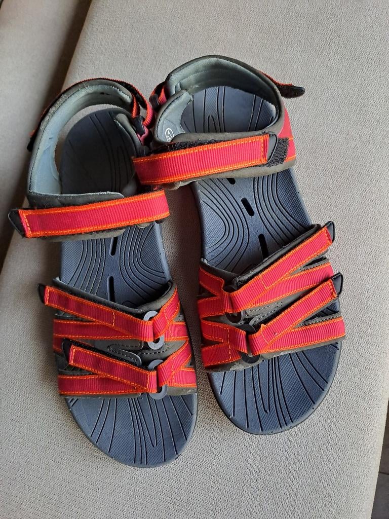 Anwb  sandalen'maat 37., Kleding | Dames, Schoenen, Ophalen of Verzenden, Zo goed als nieuw, Sandalen of Muiltjes