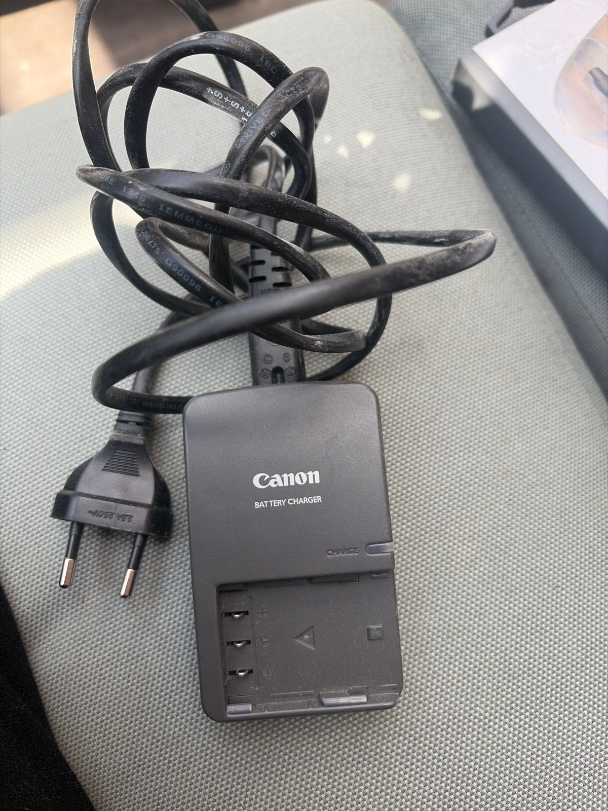 Canon CB-2LWE Batterijlader voor camera accu's, Ophalen, Gebruikt