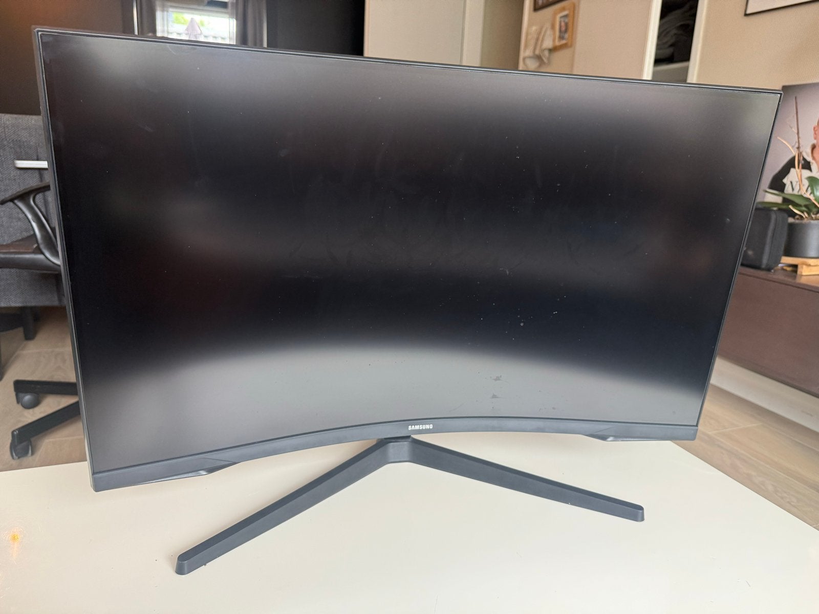 Samsung Odyssey G5 32 inch Curved Gaming Monitor, 101 t/m 150 Hz, Curved, VA, Zo goed als nieuw