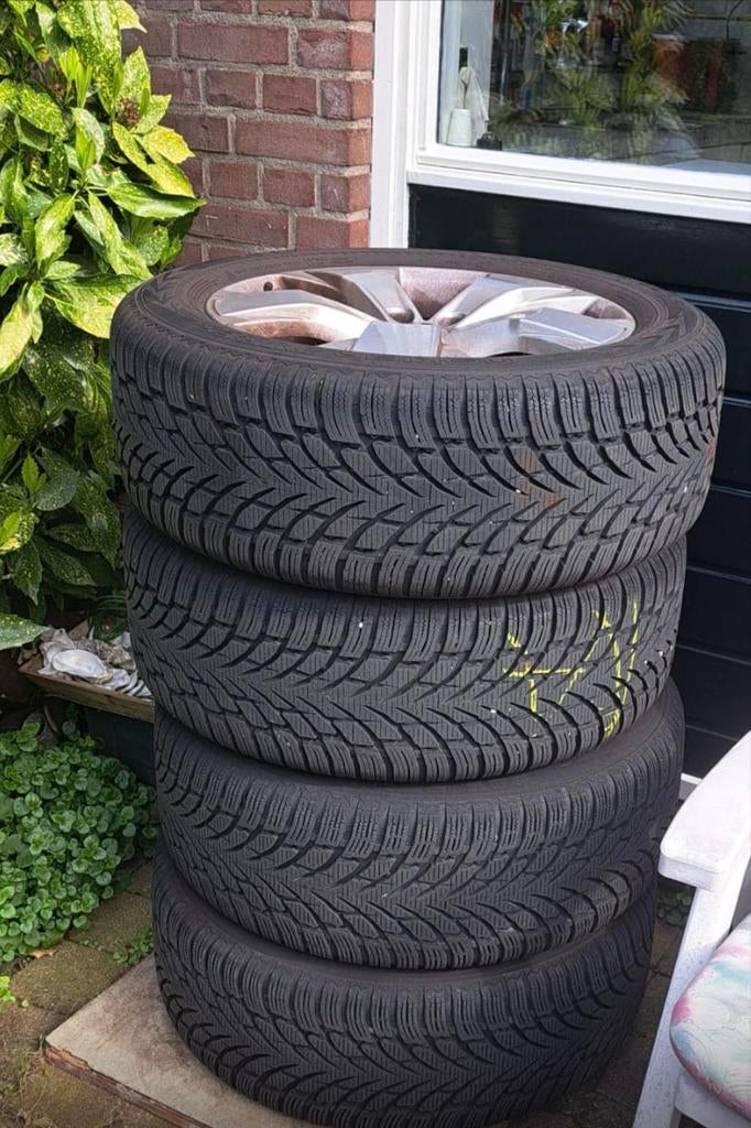 Winterbanden Volvo XC40 - Complete set met velgen, Ophalen of Verzenden