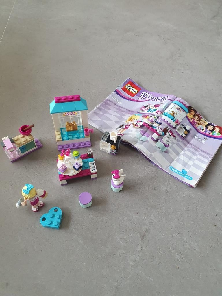 Lego Friends 41308 Stephanie's Bakery Cupcake Café, Compleet, Lego, Friends, Ophalen of Verzenden