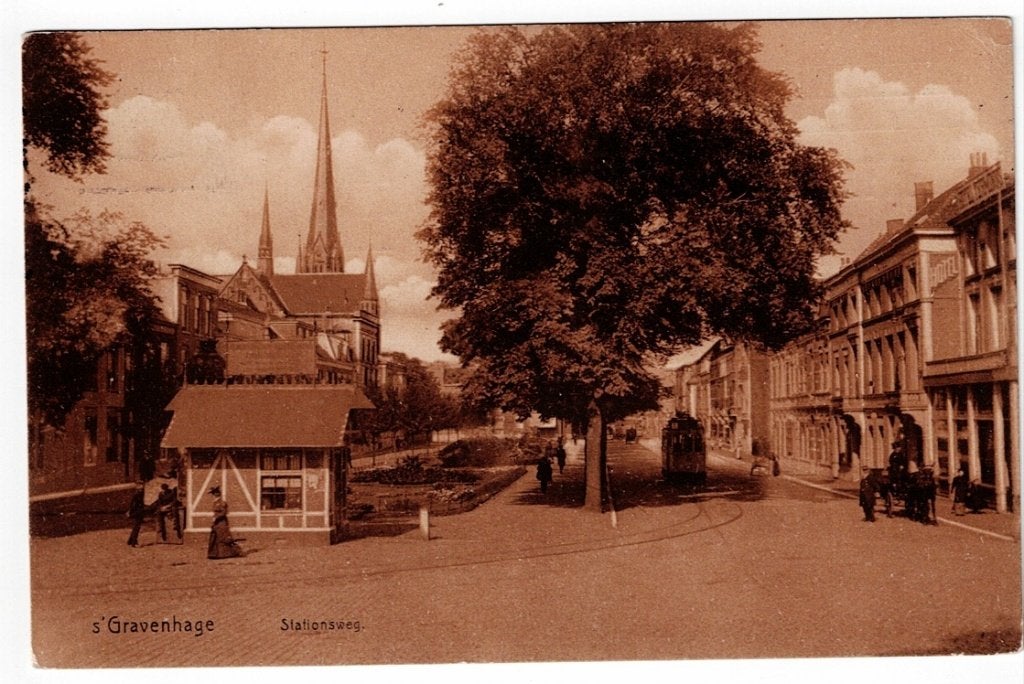 's Gravenhage 1911. De Stationsweg., Ophalen of Verzenden, Voor 1920, Gelopen, Zuid-Holland