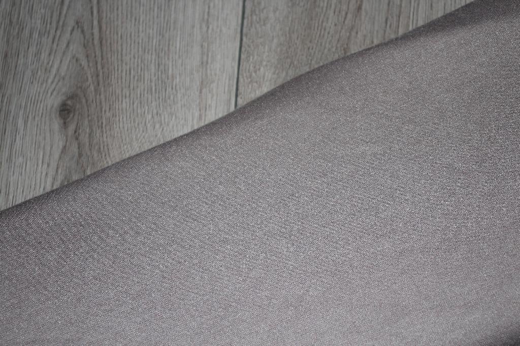 Geweven soepel dikke viscose stof - uni beige gekleurd #2908, Hobby en Vrije tijd, Stoffen en Lappen, Overige materialen, 120 cm of meer