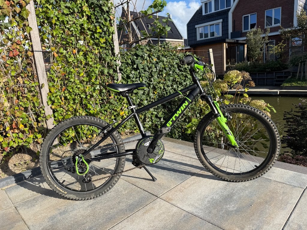 B’TWIN RacingBoy 500 20 inch MTB – nette staat, Ophalen, Gebruikt, Velgrem, B'Twin
