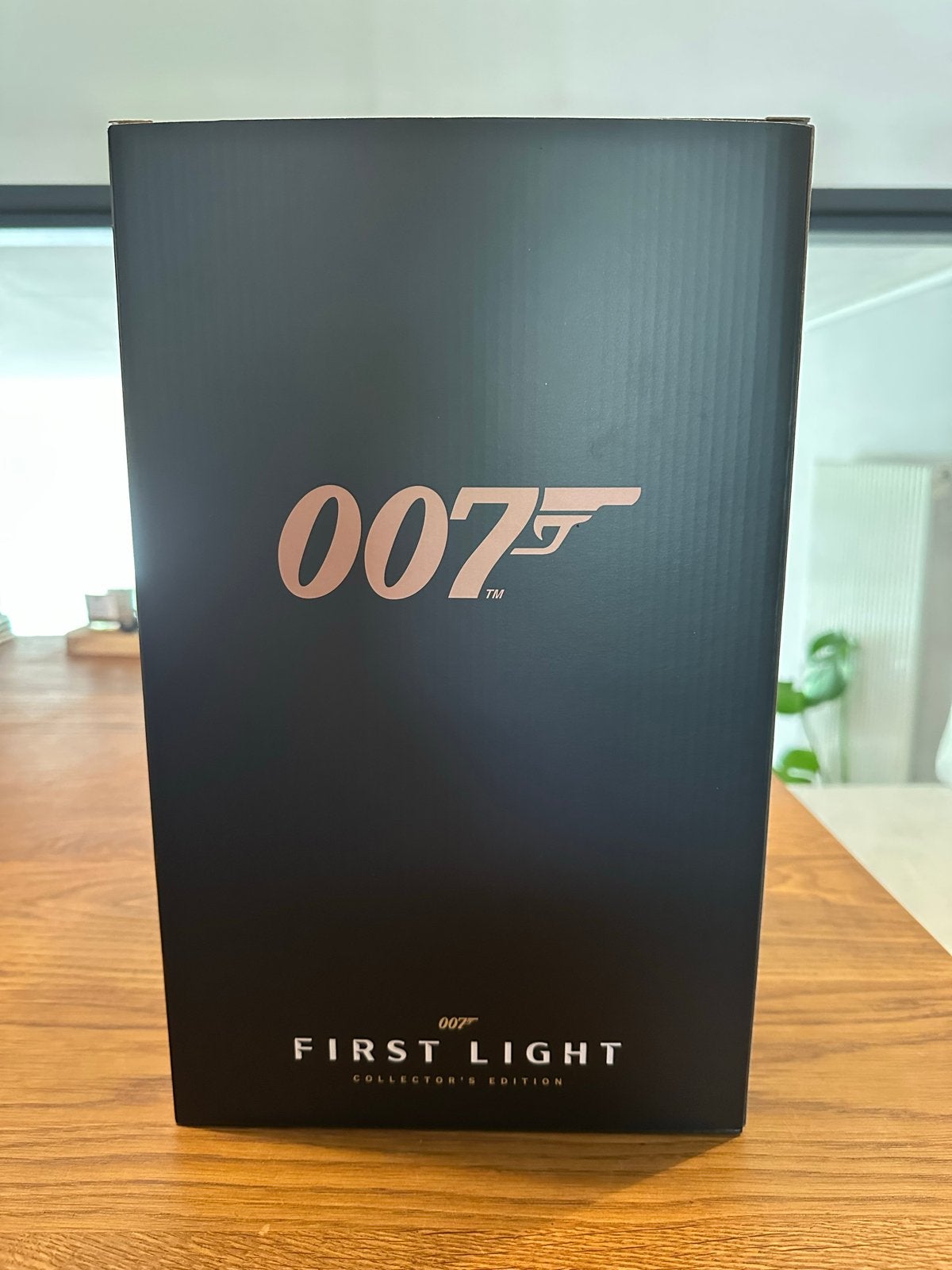 James Bond 007 First Light Collector's Edition, Ophalen of Verzenden