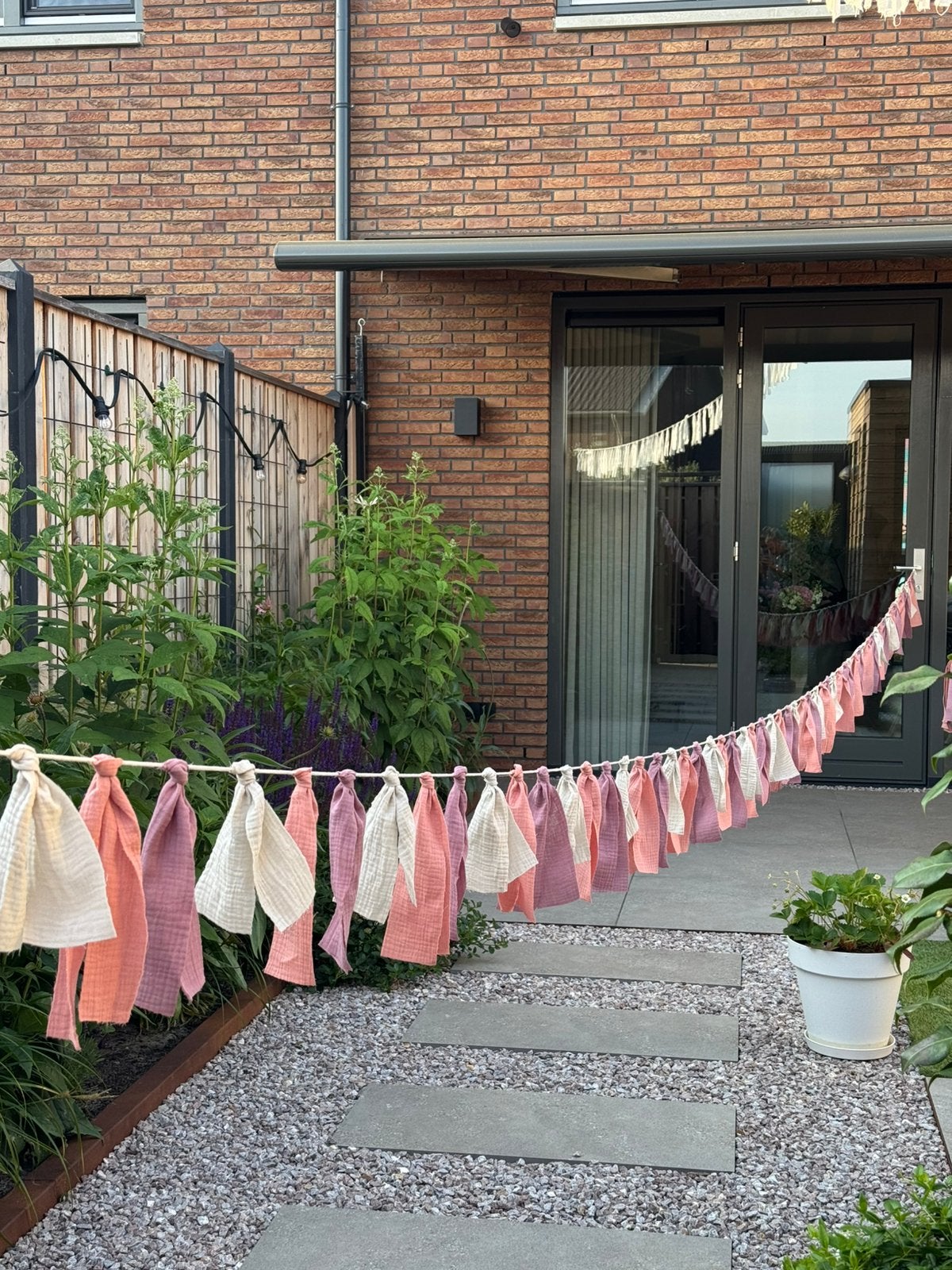 Stoffen vlaggenlijn / lintenslingers alle maten en kleuren, Ophalen of Verzenden, Nieuw, Versiering, Verjaardag