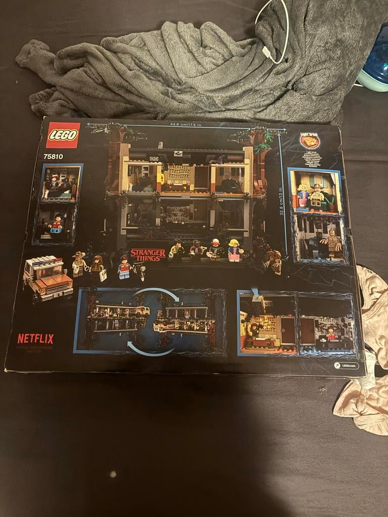 LEGO Stranger Things The Upside Down 75810 NIEUW, Kinderen en Baby's, Speelgoed | Duplo en Lego, Ophalen, Overige thema's, Lego