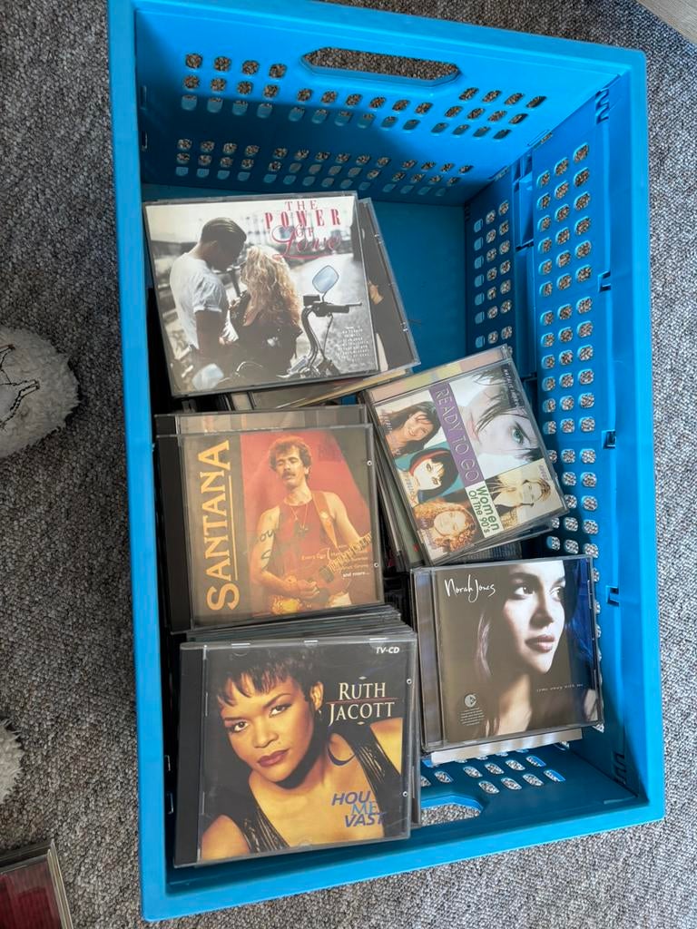 Meer dan 100 CD,s, Alle leeftijden, Ophalen, Gebruikt